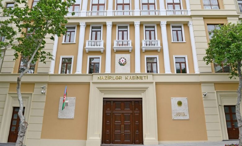 В Азербайджане с сентября вводится обязательная вакцинация для большинства населения