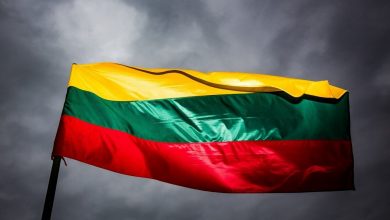 Правительство Литвы одобрило введение ограничений для не привитых от COVID-19 жителей