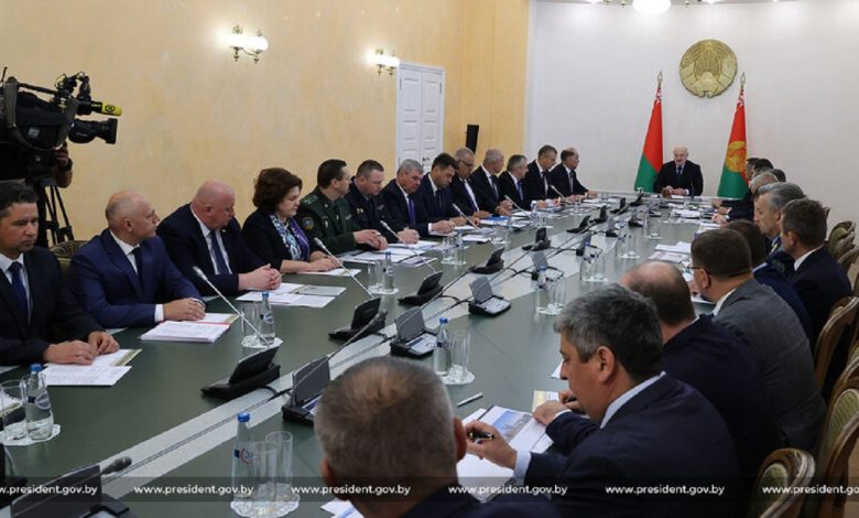 Лукашенко проводит совещание в Гродненском облисполкоме
