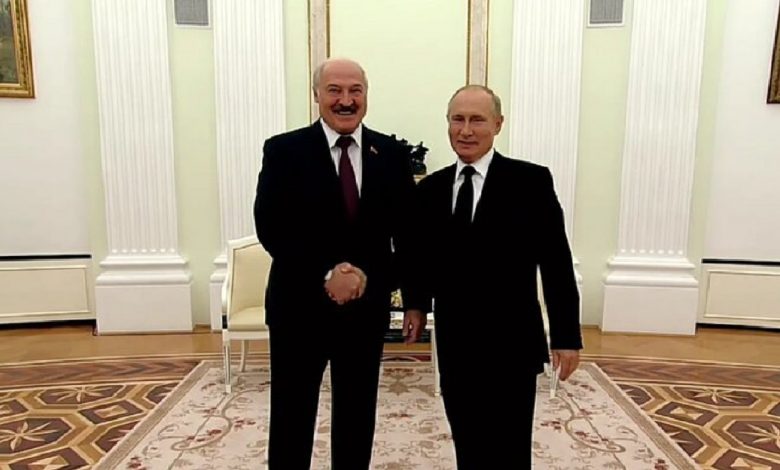 Лукашенко назвал русских и белорусов практически единым народом