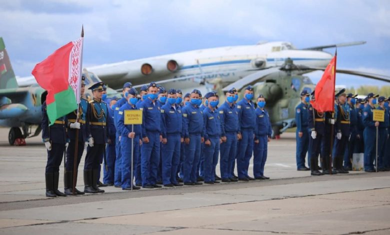 Белорусские летчики взяли бронзу конкурса АрМИ-2021 «Авиадартс»