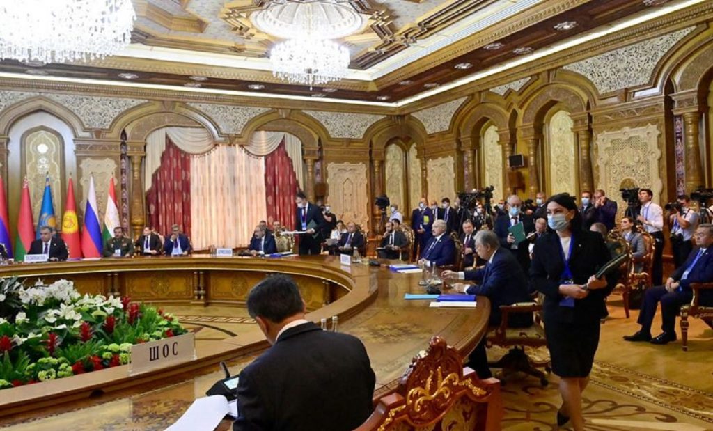 Лидеры ОДКБ по итогам саммита в Душанбе подписали пакет документов
