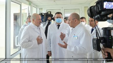 Эйсмонт ответила на вопрос, почему Лукашенко не всегда носит маску