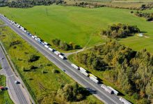 Более 800 грузовиков стоят в очереди на границе с Польшей