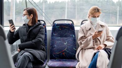 люди в масках, наземный пассажирский транспорт