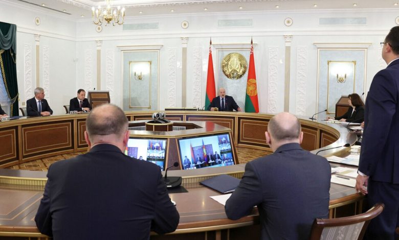 Александр Лукашенко 19 октября 2021 года провёл совещание по эпидситуации в Беларуси