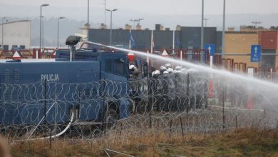 польские военные применили водомёты и светошумовые гранаты против беженцев на границе