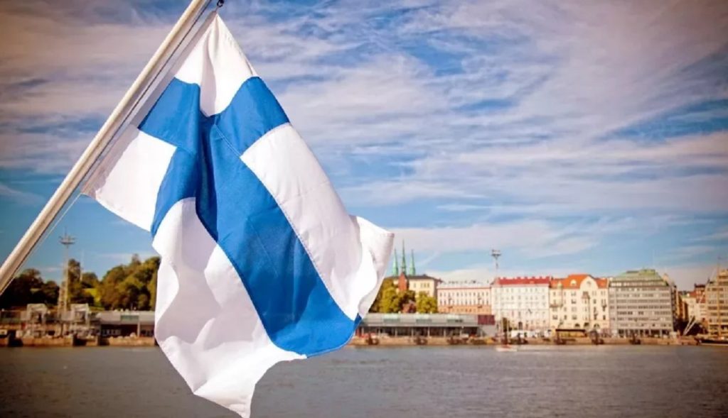 Флаг Финляндии