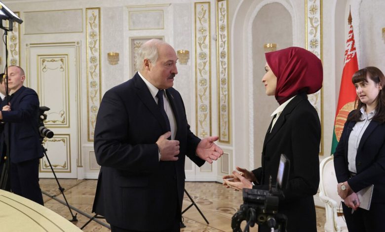Александр Лукашенко 9 декабря 2021 года дал интервью турецкой телерадиокомпании TRT