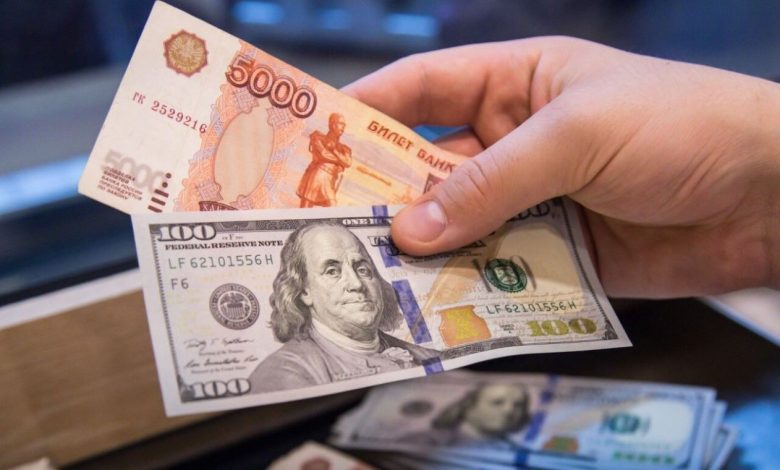 валюта, доллары, российские рубли