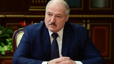 Лукашенко в кабинете
