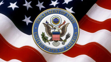 Флаг США и герб Государственный департамент США