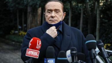 Берлускони отказался бороться за кресло президента Италии