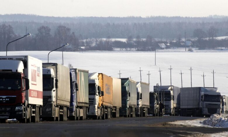 Выезда из Беларуси в страны ЕС ожидают почти 3,3 тыс. грузовиков