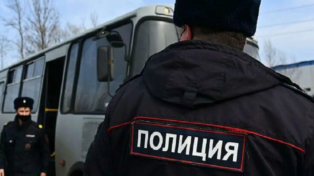 При нападении на патрульный автомобиль под Курганом погиб полицейский