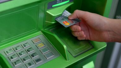 Полочанин покупал интернет-игры по реквизитам найденной в банкомате карты 9