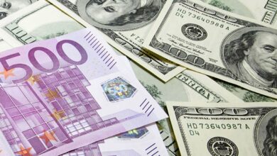 валюта, доллары и евро