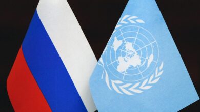 Флаги России и ООН