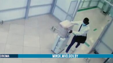 В Национальном аэропорту Минска задержали африканца с фальшивой валютой 1