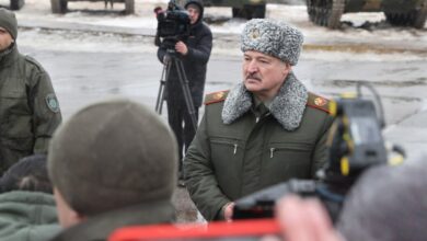 Александр Лукашенко 17 февраля 2022 года посетил полигон Осиповичский, где проходит совместное оперативное учение вооруженных сил Беларуси и России "Союзная решимость - 2022"