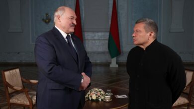 Александр Лукашенко 4 февраля 2022 года дал интервью журналисту ВГТРК, радио- и телеведущему Владимиру Соловьёву