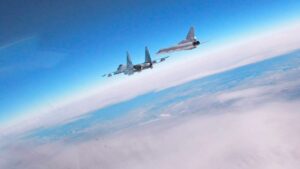 Два дальних бомбардировщика ВКС РФ три часа летали над Беларусью 15