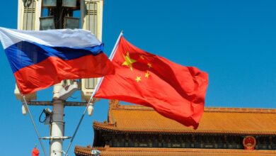 флаги России и Китая