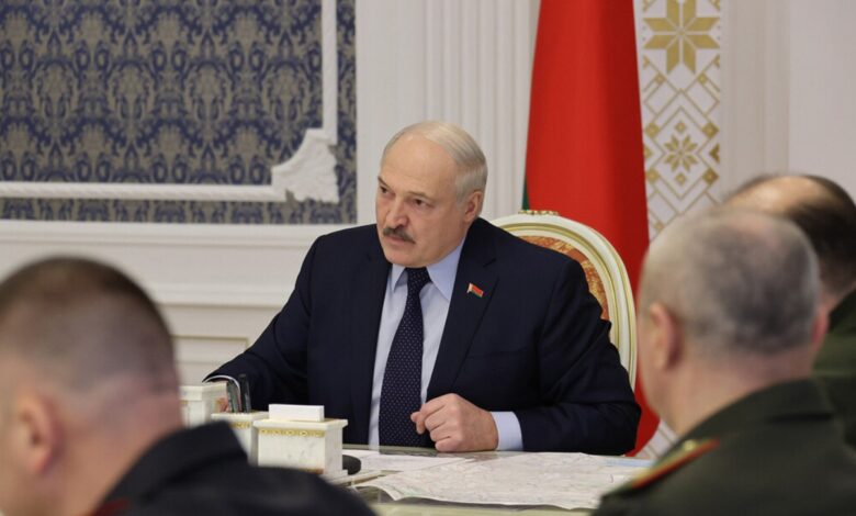 Александр Лукашенко 24 февраля 2022 года провел оперативное совещание с военными