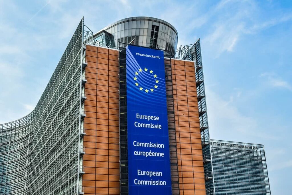 здание еврокомиссии в Бельгии