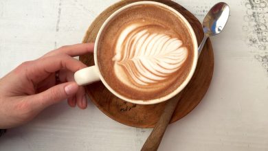 Диетолог посоветовала заменить коровье молоко в кофе на кокосовое 7