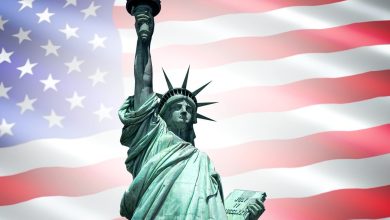 флаг США и статуя Свободы