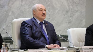 Лукашенко: «Никому на колени нас невозможно поставить»