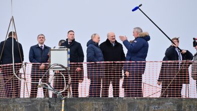 президенты Беларуси и России Александр Лукашенко и Владимир Путин 12 апреля 2022 года в День космонавтики посещают космодром Восточный в Амурской области