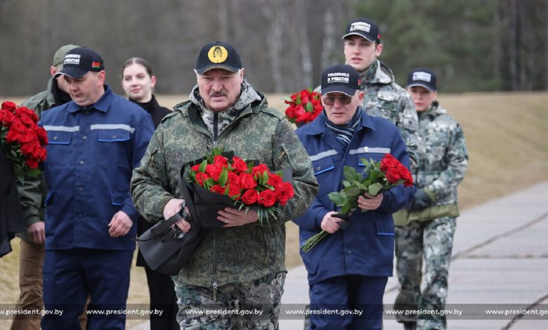 Лукашенко поручил построить новый музей в «Хатыни» к 80-летию трагедии