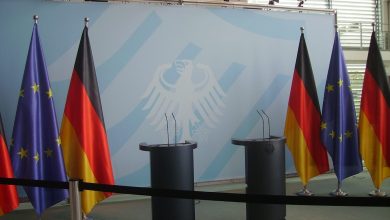 флаги Германии и Евросоюза