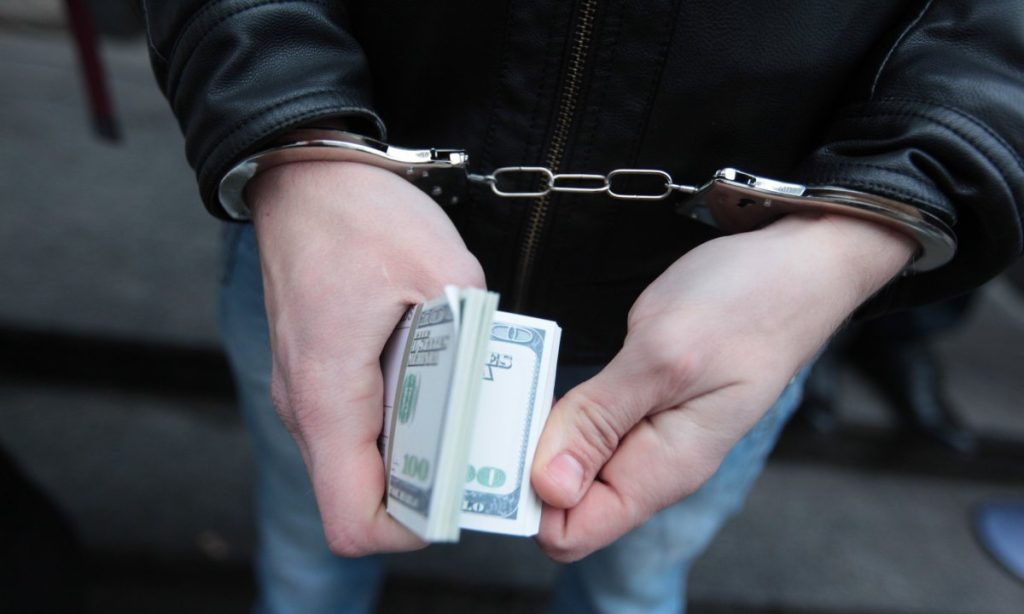 мошенничество, арест