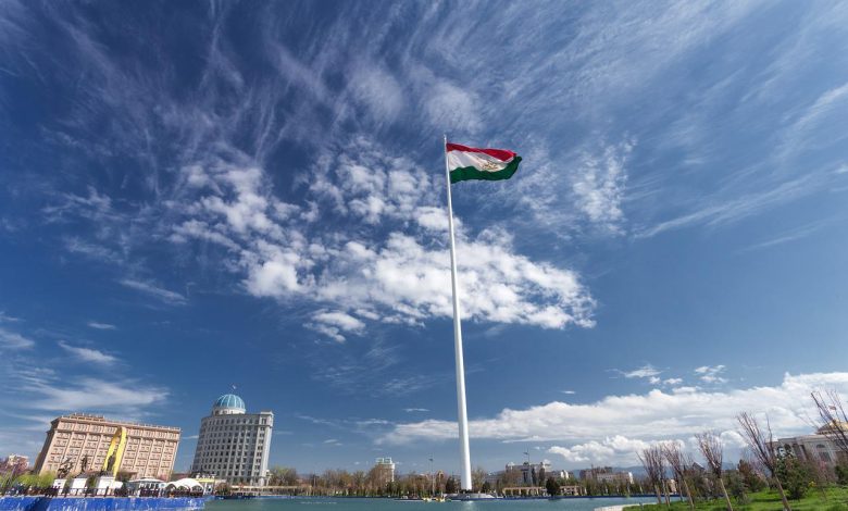 флаг Таджикистана, Душанбе