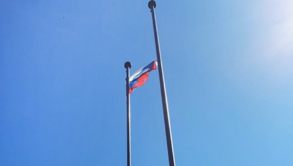 В Катыни сняли польский флаг