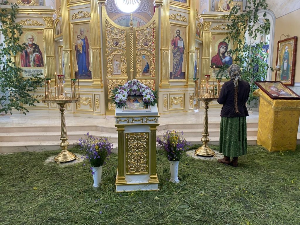 Троица, церковь