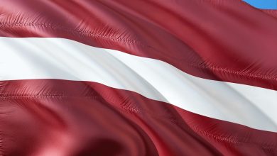 Латвия, флаг