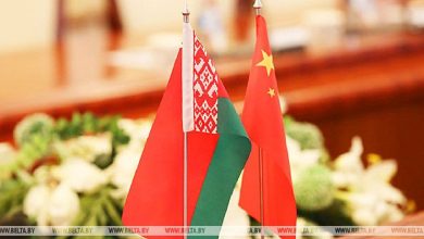 Флаги Беларуси и Китая