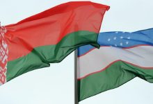 Флаги Беларуси и Узбекистана