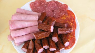 Диетолог Мезенцева назвала самые вредные виды колбасы 8