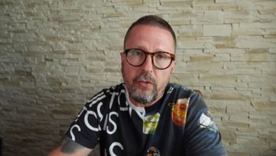 Анатолий Шарий