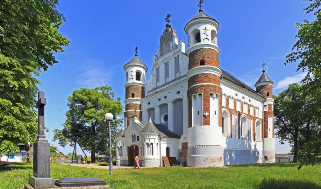 Церковь в деревне Мурованке в Гродненской области