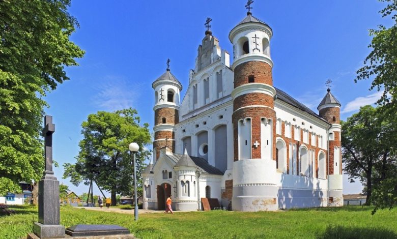 Церковь в деревне Мурованке в Гродненской области