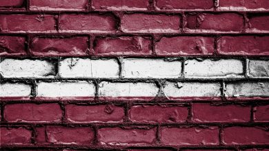 Флаг Латвии, стена