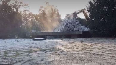 Снос памятника в Польше