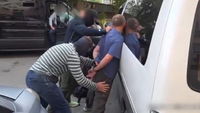 Момент задержания во Владивостоке