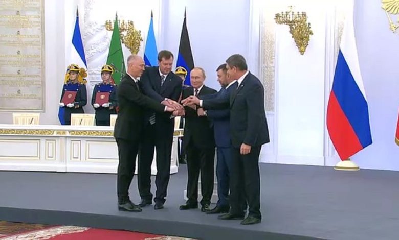 Путин и главы четырех новых субъектов РФ